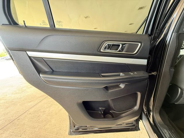 Certified 2017 Ford Explorer XLT w/ Equipment Group 201A image 23