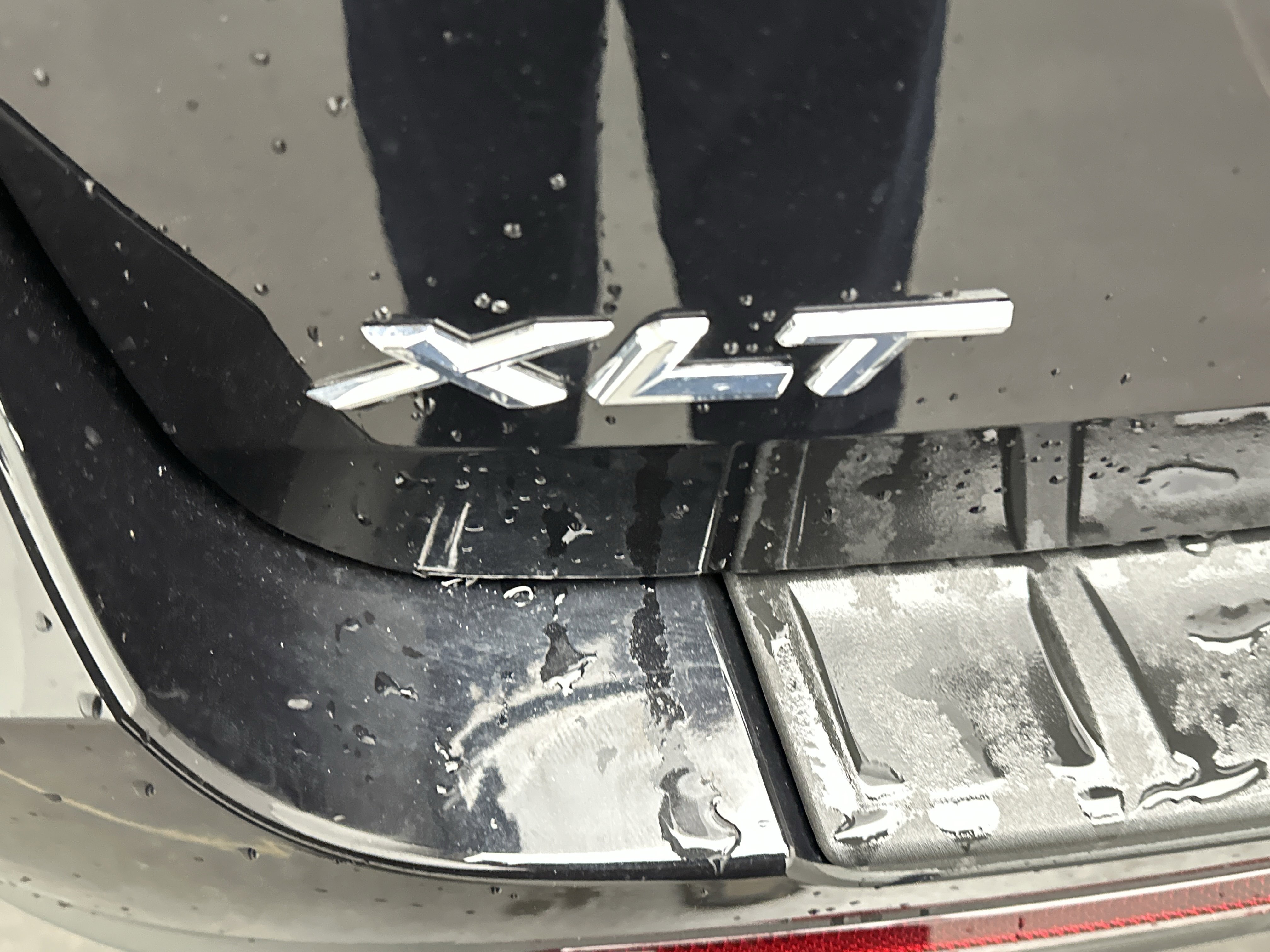 Used 2023 Ford Explorer XLT w/ Equipment Group 202A image 13