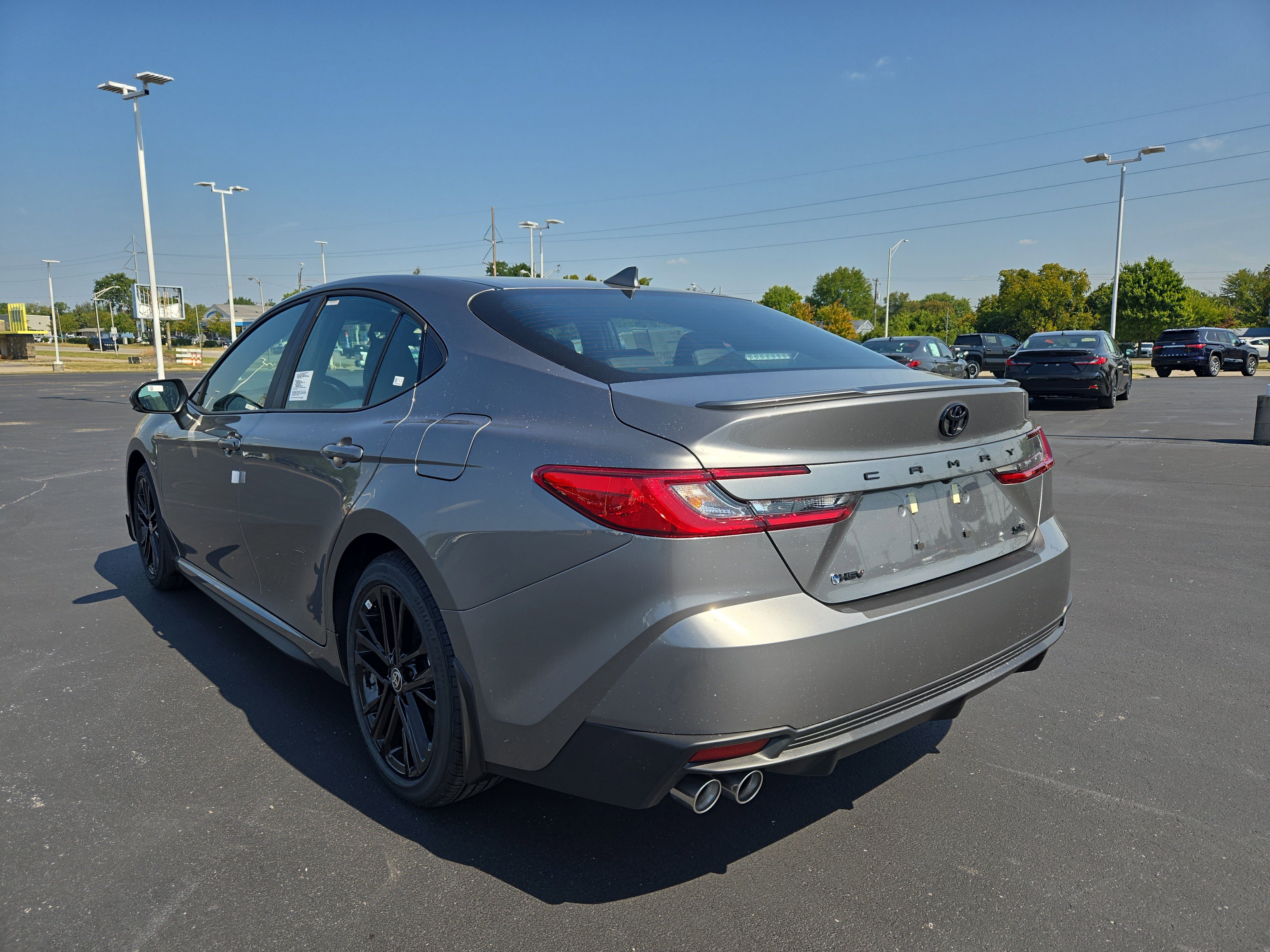New 2026 Toyota Camry SE image 5