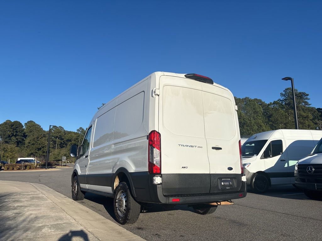 Used 2023 Ford Transit 250 Medium Roof AWD w/ Load Area Protection Package image 6