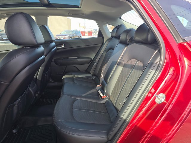 Used 2020 Kia Optima SE image 13