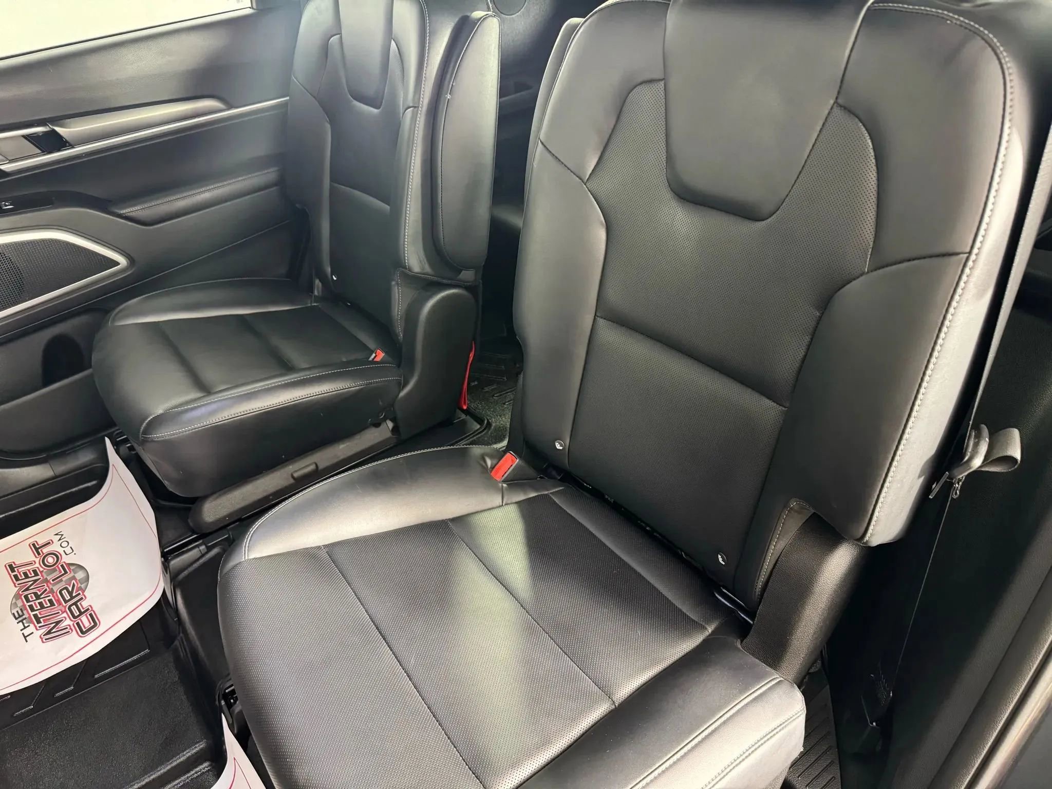 Used 2022 Kia Telluride S AWD/4WD image 37