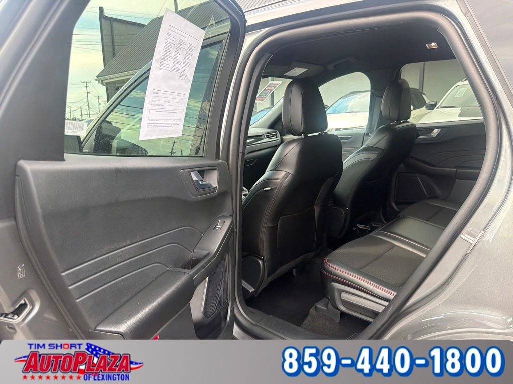 Used 2025 Ford Escape ST-Line AWD/4WD image 14
