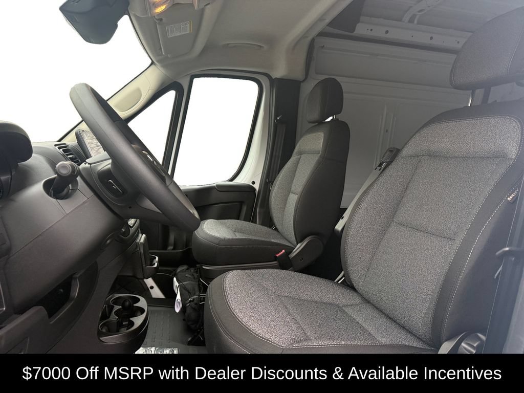 New 2026 RAM ProMaster 3500 w/ Premium Convenience Group FWD image 9