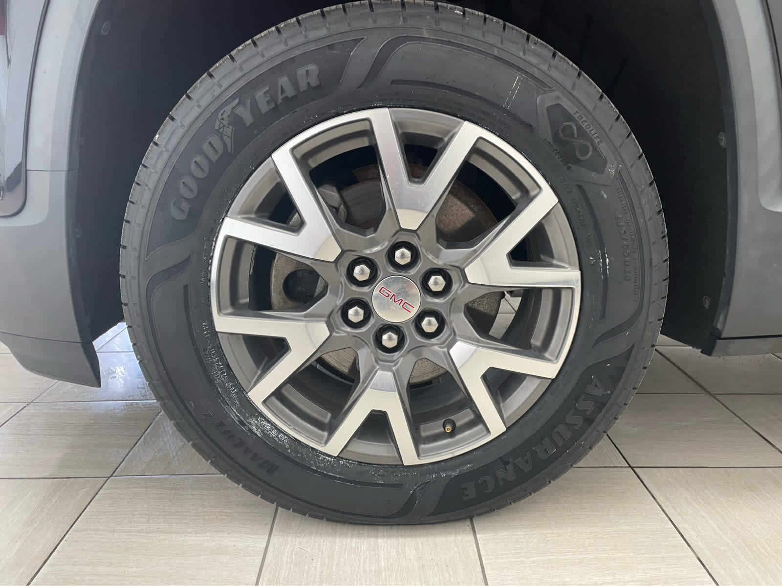 Used 2020 GMC Acadia SLE w/ Driver Convenience Package AWD/4WD image 6