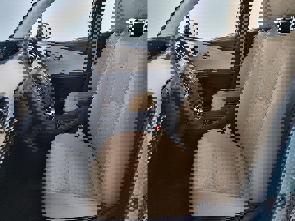 Used 2020 Toyota Prius image 13