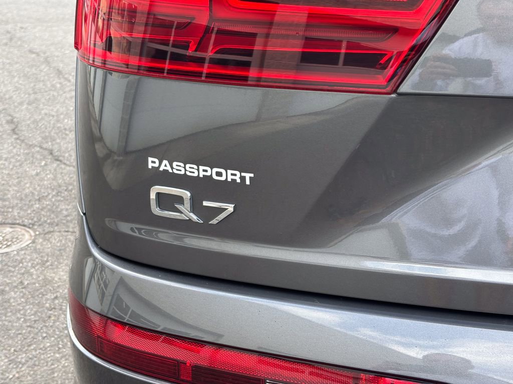 Used 2019 Audi Q7 3.0T Premium AWD/4WD image 11