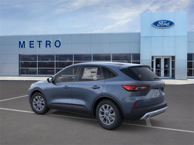 New 2025 Ford Escape Active w/ Cold Weather Package image 5