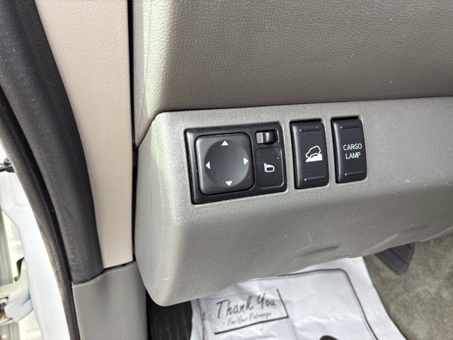Used 2013 Nissan Frontier SV w/ SV Value Truck Pkg AWD/4WD image 9