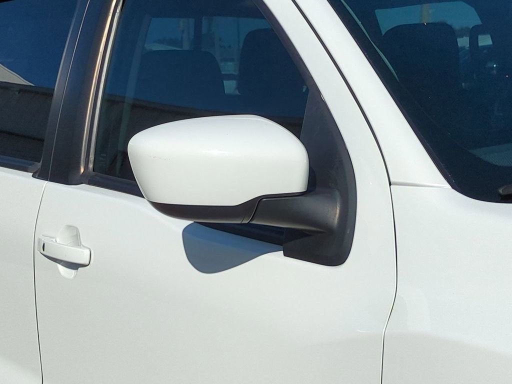 Certified 2022 Nissan Frontier SV image 12