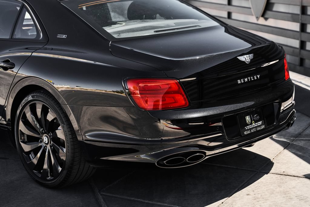 Used 2024 Bentley Flying Spur V8 AWD/4WD image 10