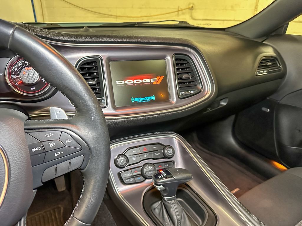 Used 2016 Dodge Challenger SXT w/ Sound Group image 34