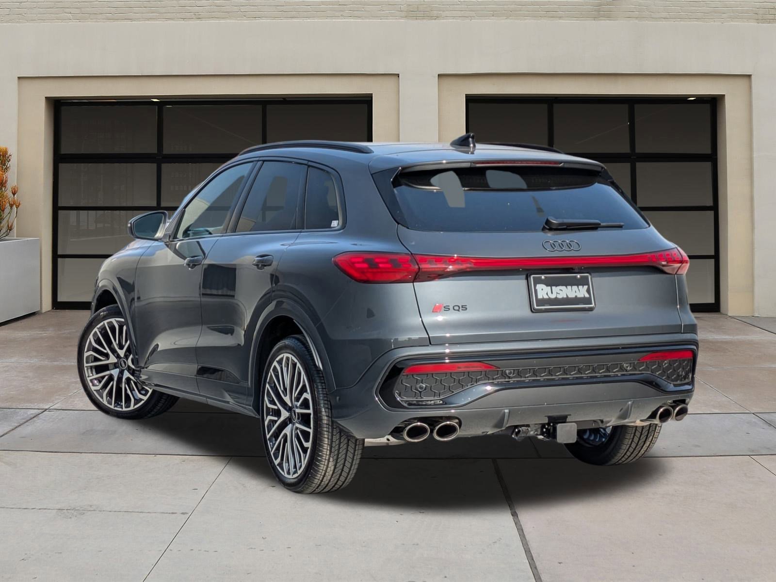 New 2025 Audi SQ5 Premium Plus image 3