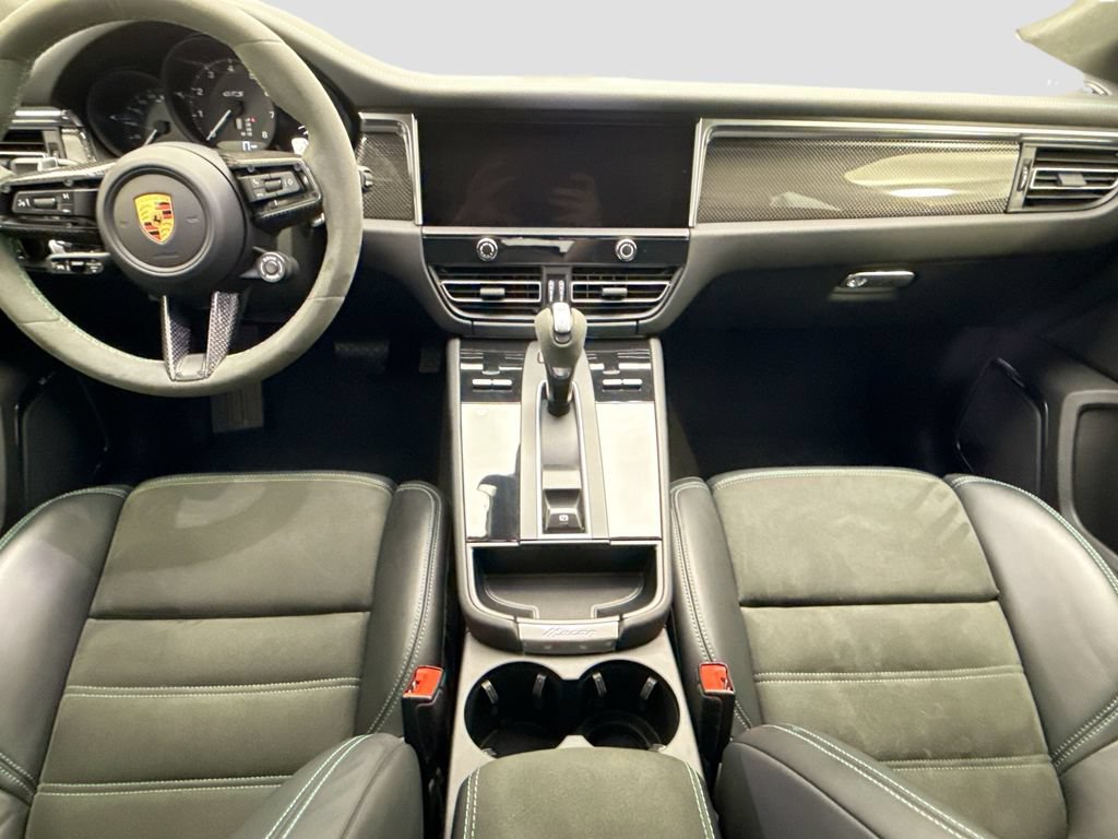 Used 2024 Porsche Macan GTS AWD/4WD image 13