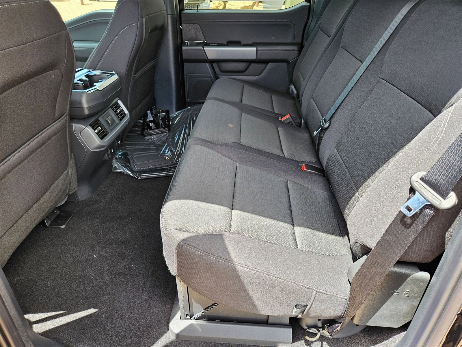 New 2025 Ford F150 XLT w/ Equipment Group 302A MID image 21