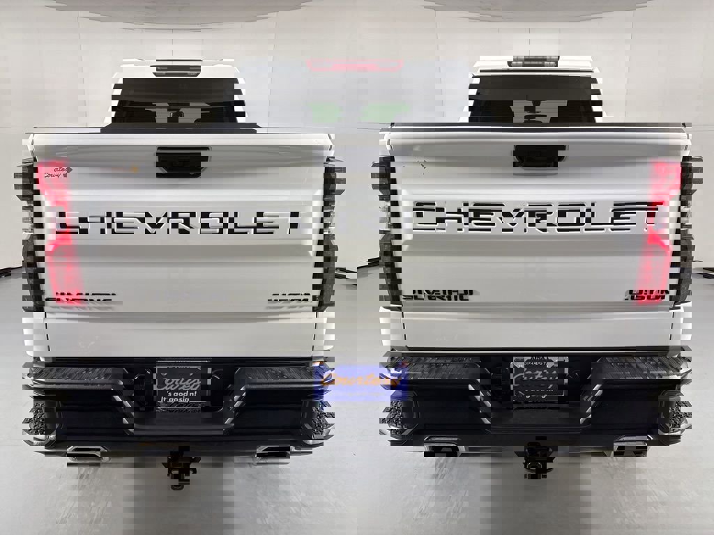 Used 2024 Chevrolet Silverado 1500 Custom Trail Boss w/ LPO, Dark Essentials Package image 7