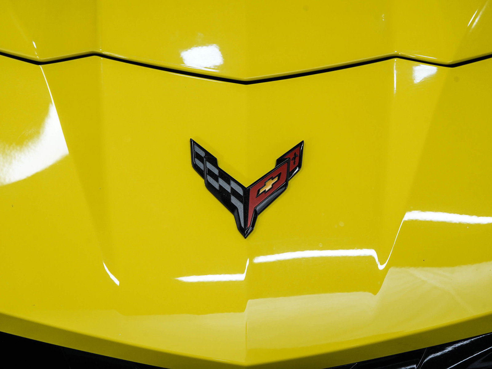 Used 2024 Chevrolet Corvette Stingray Premium Conv w/ Stealth Interior Trim Package RWD image 31