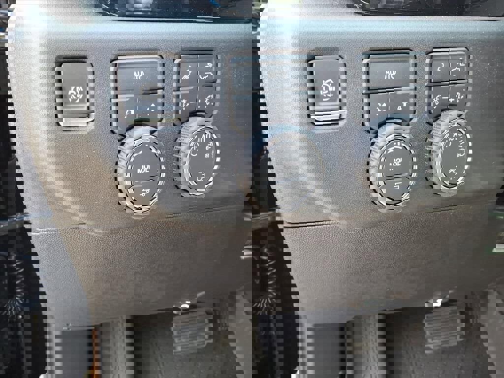 New 2026 Chevrolet Silverado 1500 LT w/ Safety Package image 9