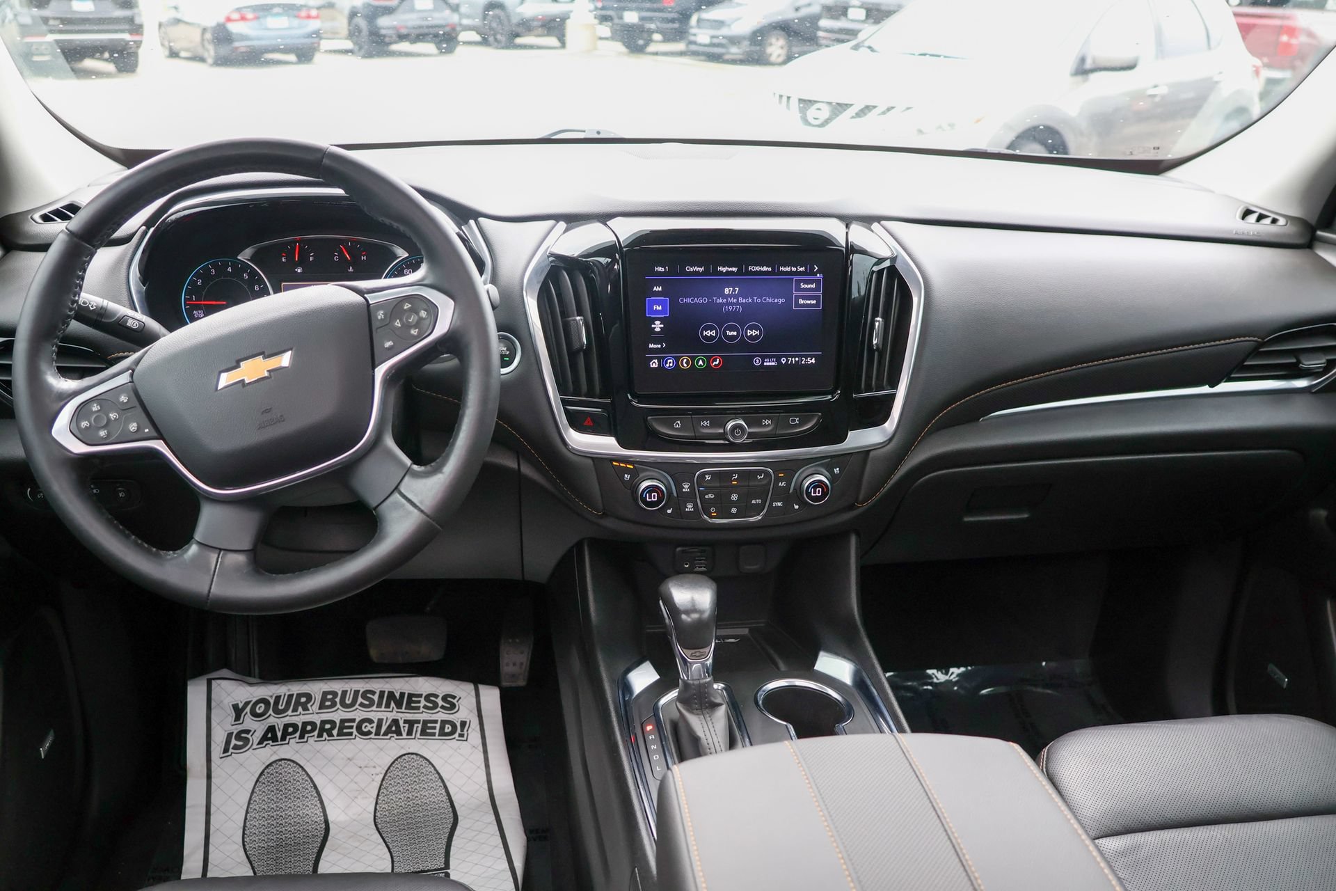 Used 2021 Chevrolet Traverse Premier w/ Redline Edition AWD/4WD image 23