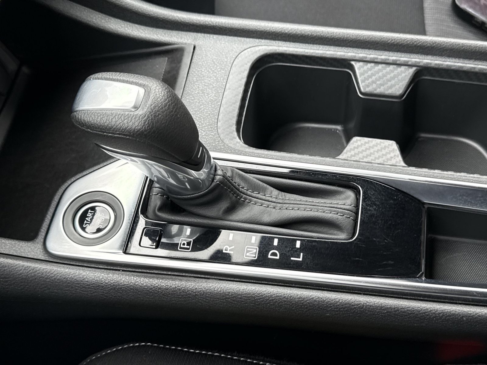 Used 2025 Nissan Sentra SV w/ All-Weather Package FWD image 21