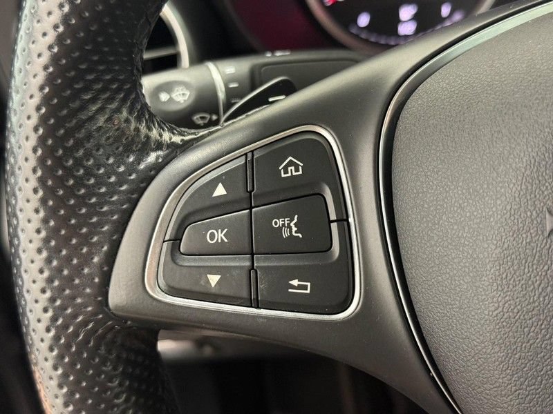 Used 2017 Mercedes-Benz GLC 300 4MATIC Coupe image 14
