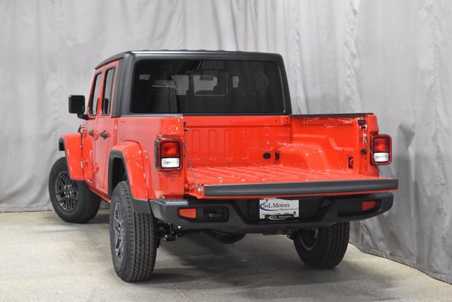 New 2026 Jeep Gladiator Sport image 10