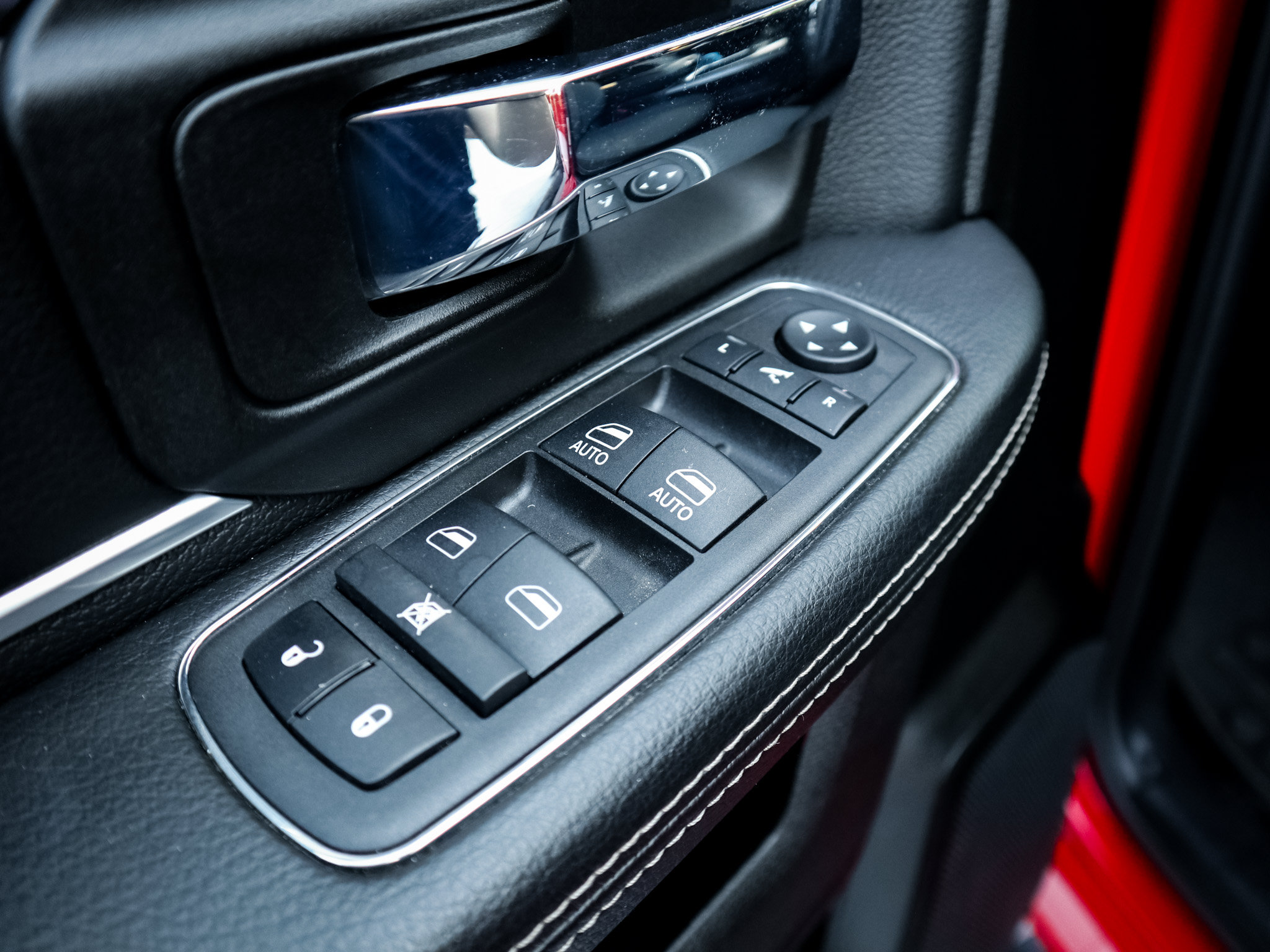 Used 2022 RAM 1500 Warlock AWD/4WD image 15