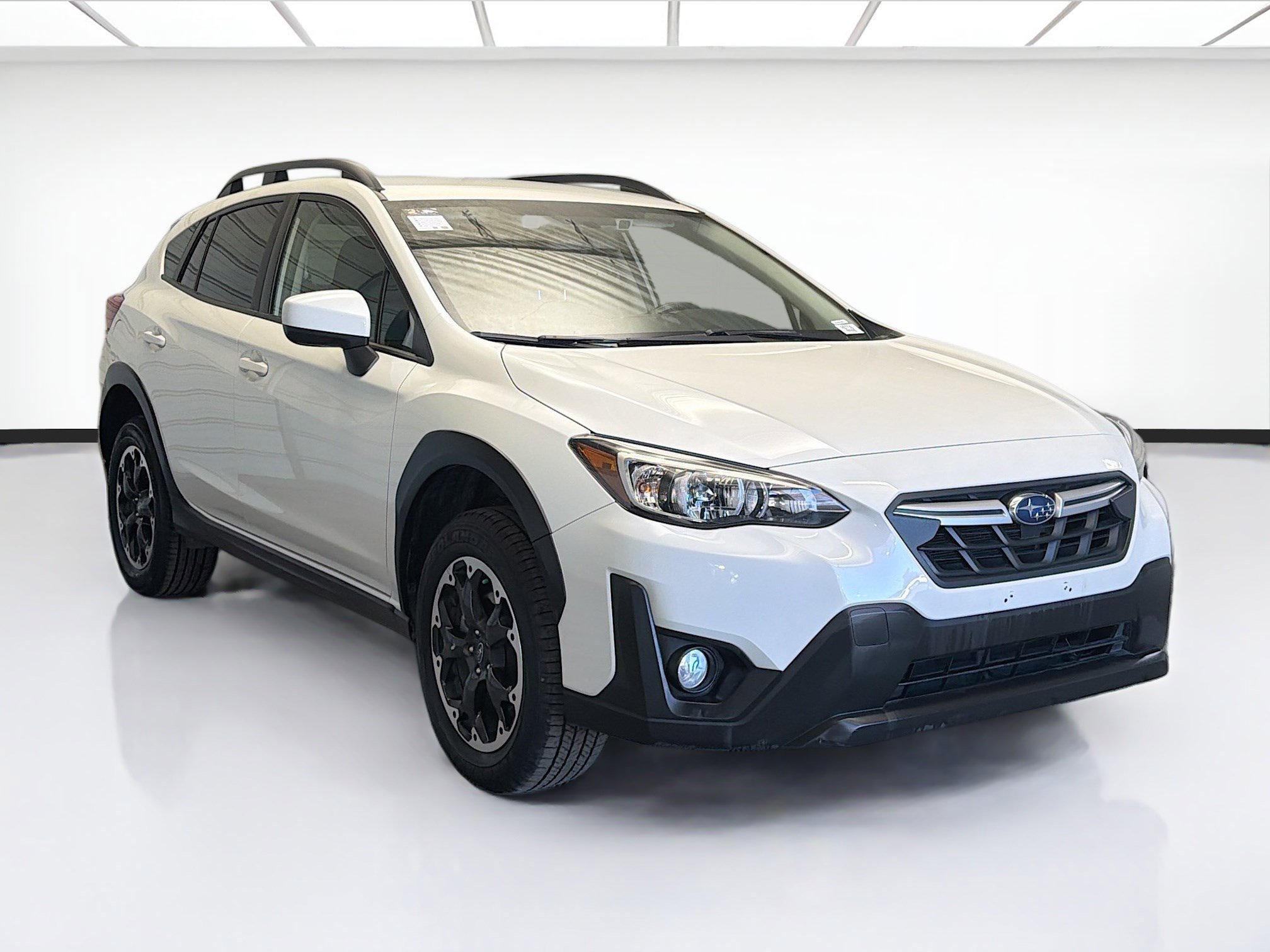 Used 2022 Subaru Crosstrek 2.0i Premium image 3