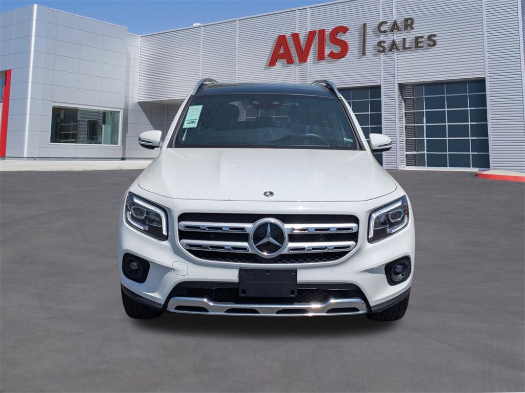 Used 2023 Mercedes-Benz GLB 250 4MATIC image 2