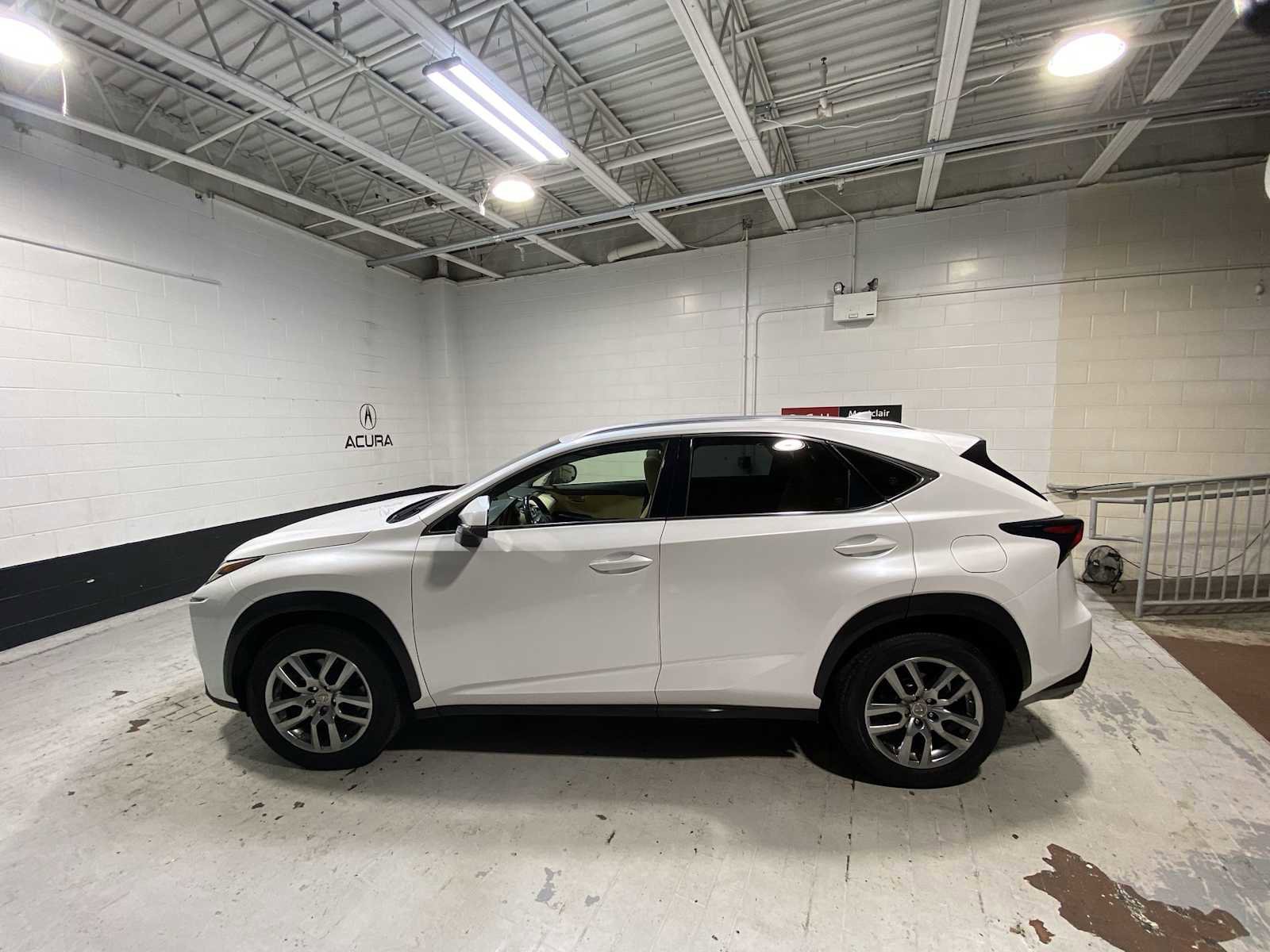 Used 2016 Lexus NX 200t AWD w/ Premium Package image 3