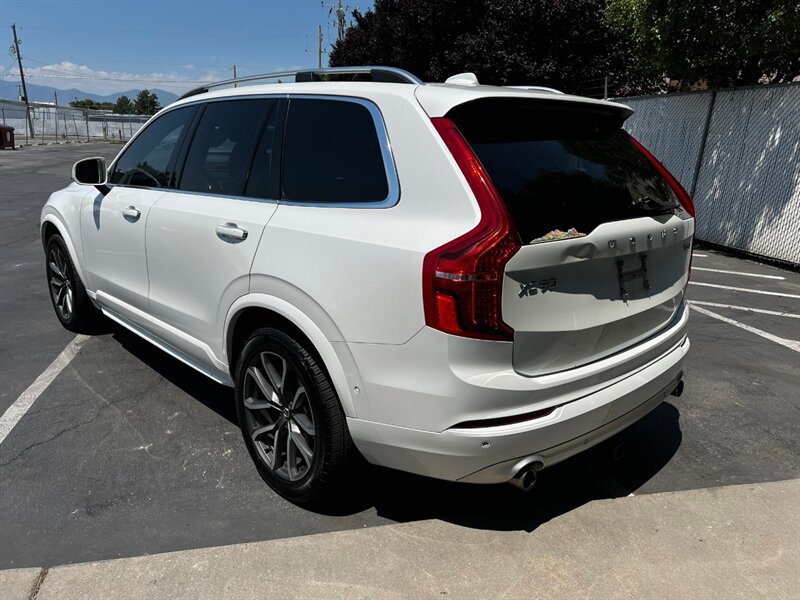 Used 2018 Volvo XC90 T5 Momentum w/ Convenience Package AWD/4WD image 5