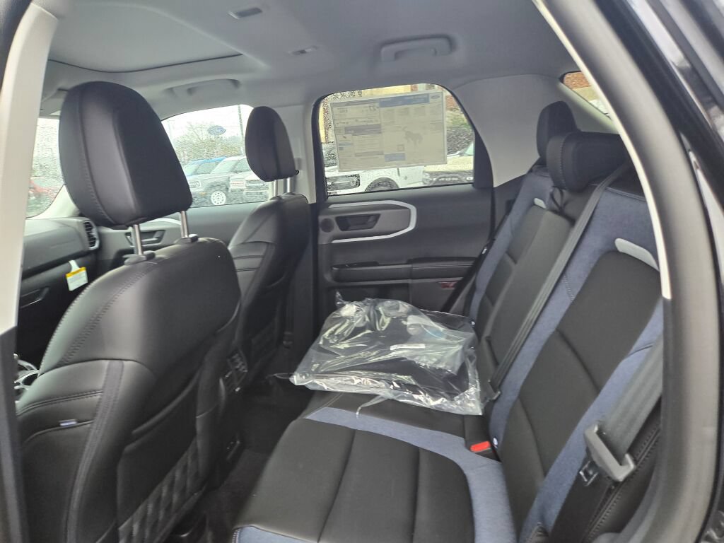 New 2026 Ford Bronco Sport Outer Banks w/ Outer Banks Tech Package+ AWD/4WD image 10