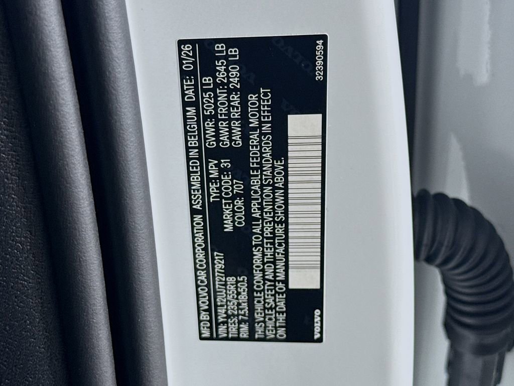 New 2026 Volvo XC40 B5 Core image 33