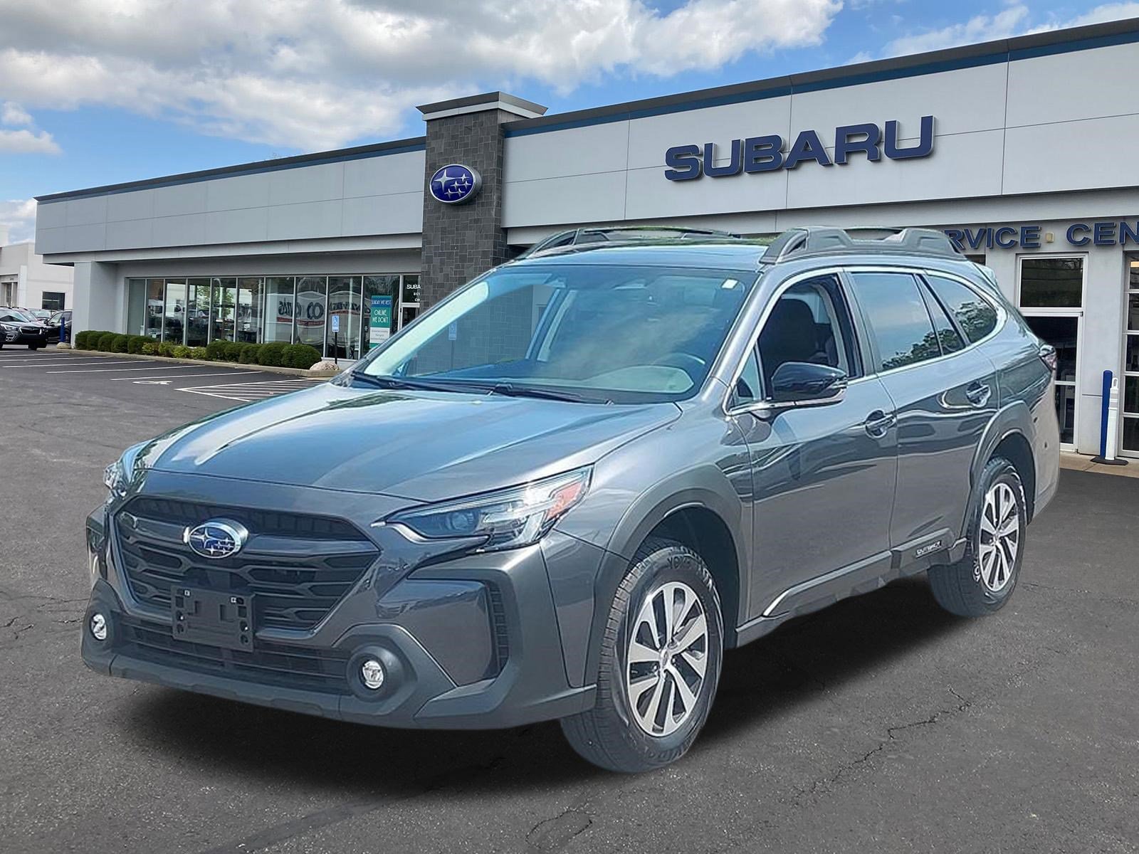 Certified 2025 Subaru Outback Premium AWD/4WD image 3