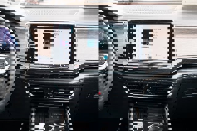 New 2026 Volkswagen Atlas SEL Premium R-Line image 32