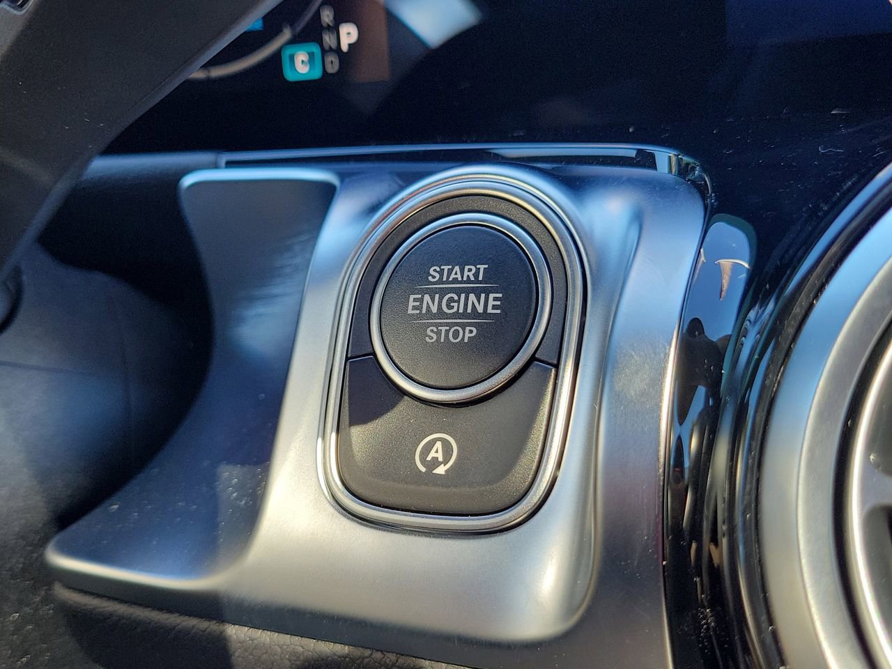 New 2026 Mercedes-Benz GLB 250 image 28