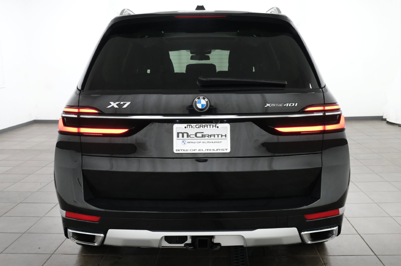 Used 2023 BMW X7 xDrive40i w/ Executive Package AWD/4WD image 5
