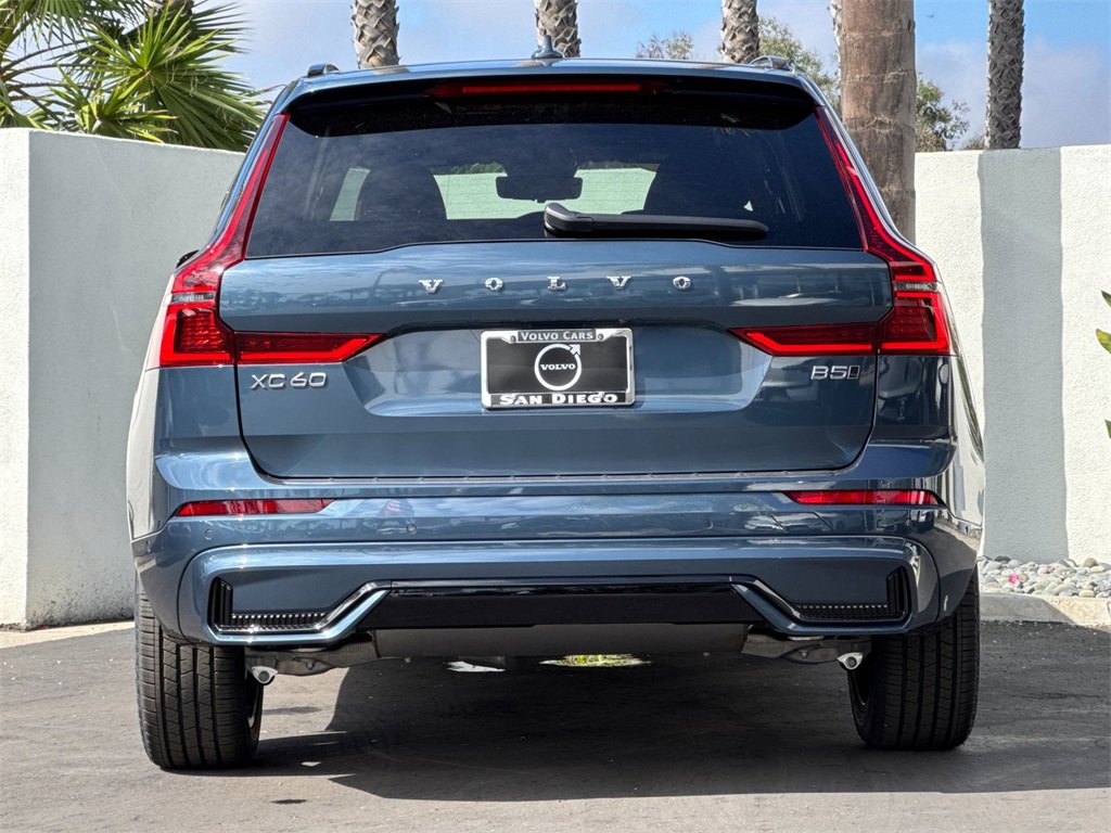 New 2026 Volvo XC60 B5 Plus w/ Climate Package PRO image 4