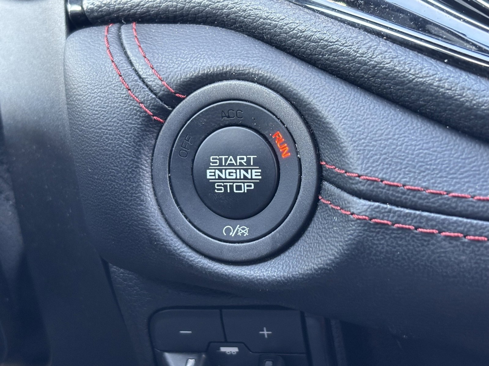 Used 2023 Dodge Durango GT image 11