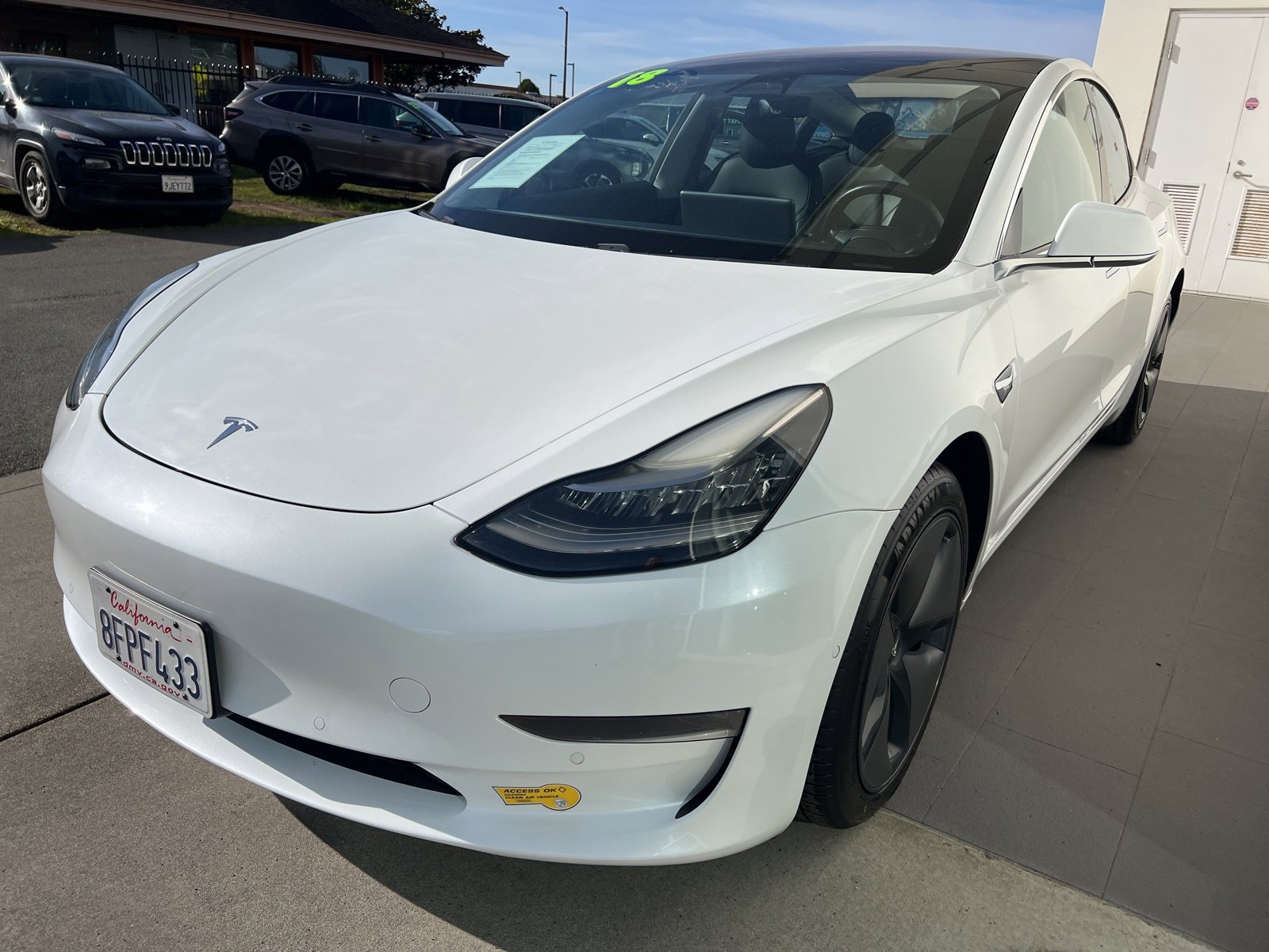 Used 2018 Tesla Model 3 Long Range image 2