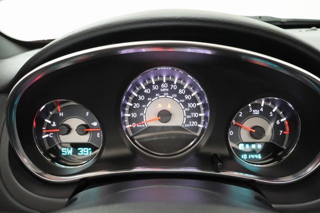 Used 2013 Chrysler 200 Touring image 12