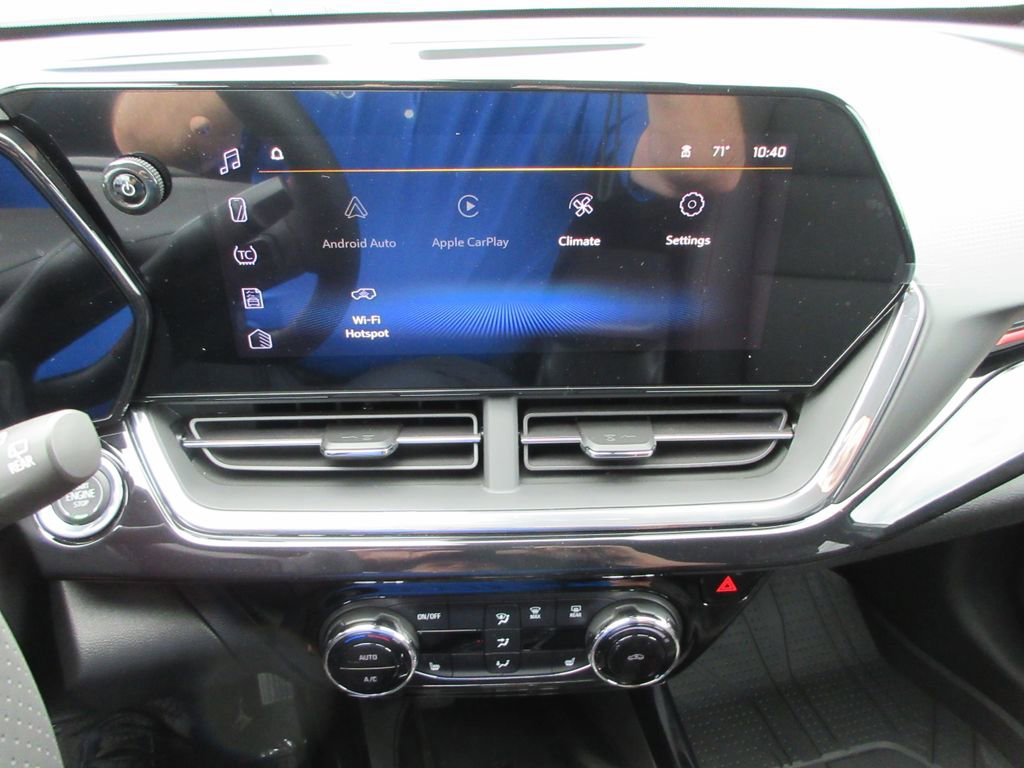 New 2026 Chevrolet Trax RS w/ Sunroof Package FWD image 31