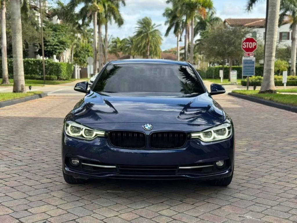 Used 2018 BMW 330i Sedan w/ Convenience Package image 2