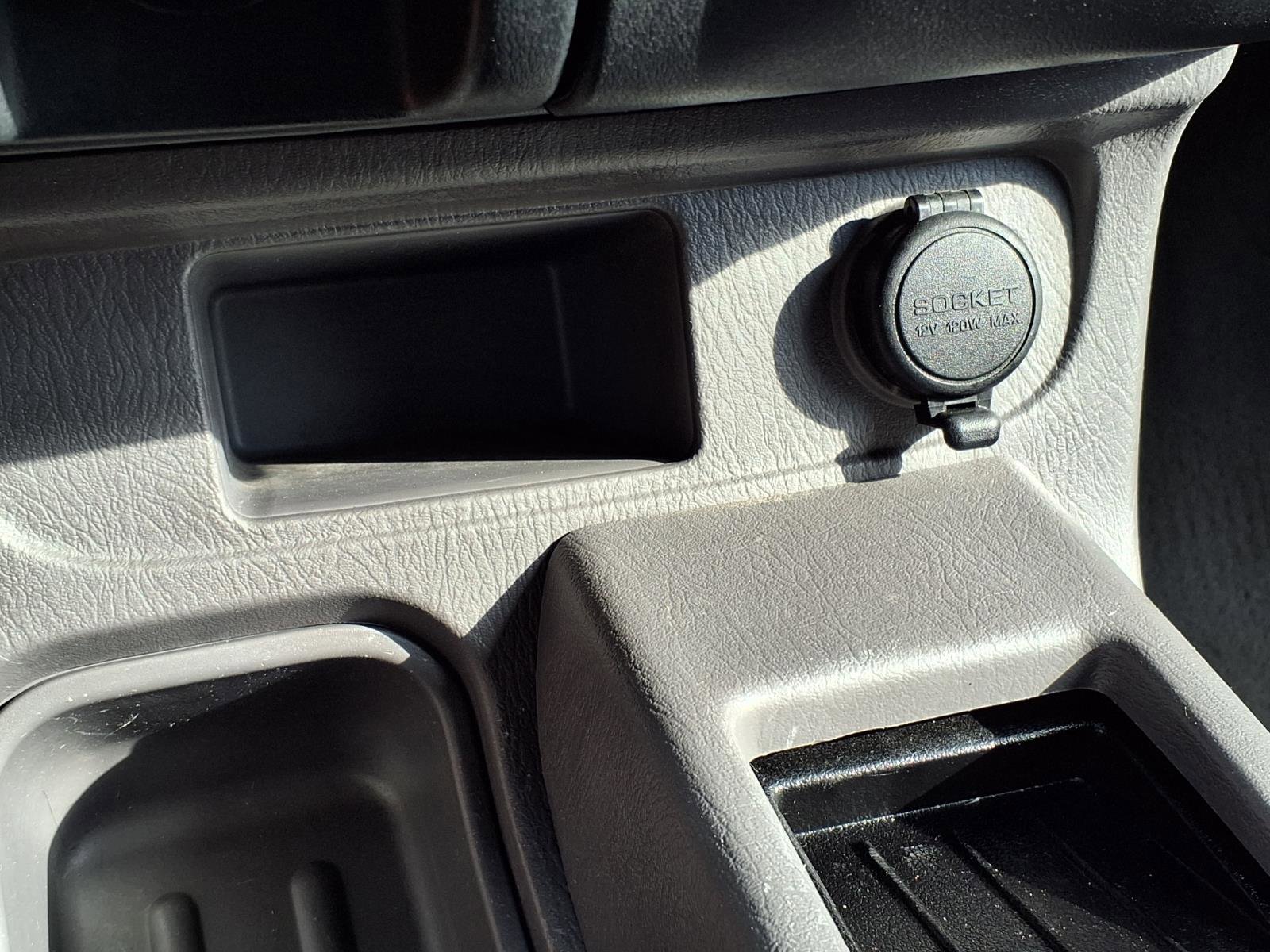 Used 2001 Nissan Xterra SE image 7