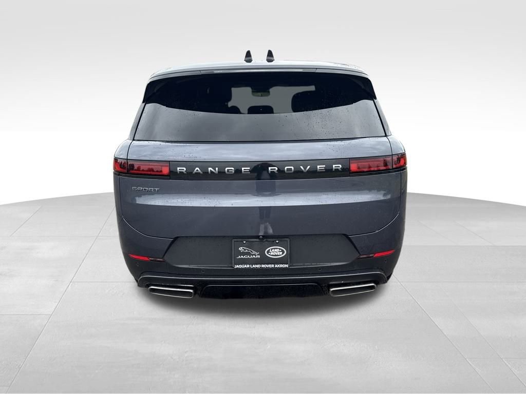 New 2024 Land Rover Range Rover Sport SE image 9