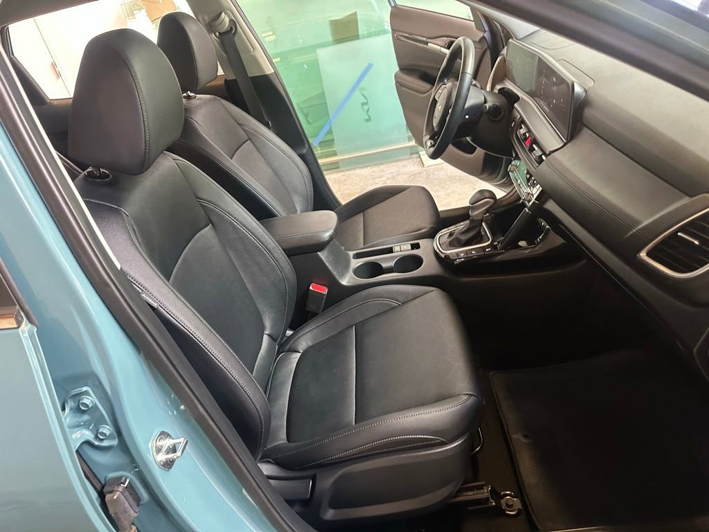 Used 2024 Kia Seltos SX AWD/4WD image 35
