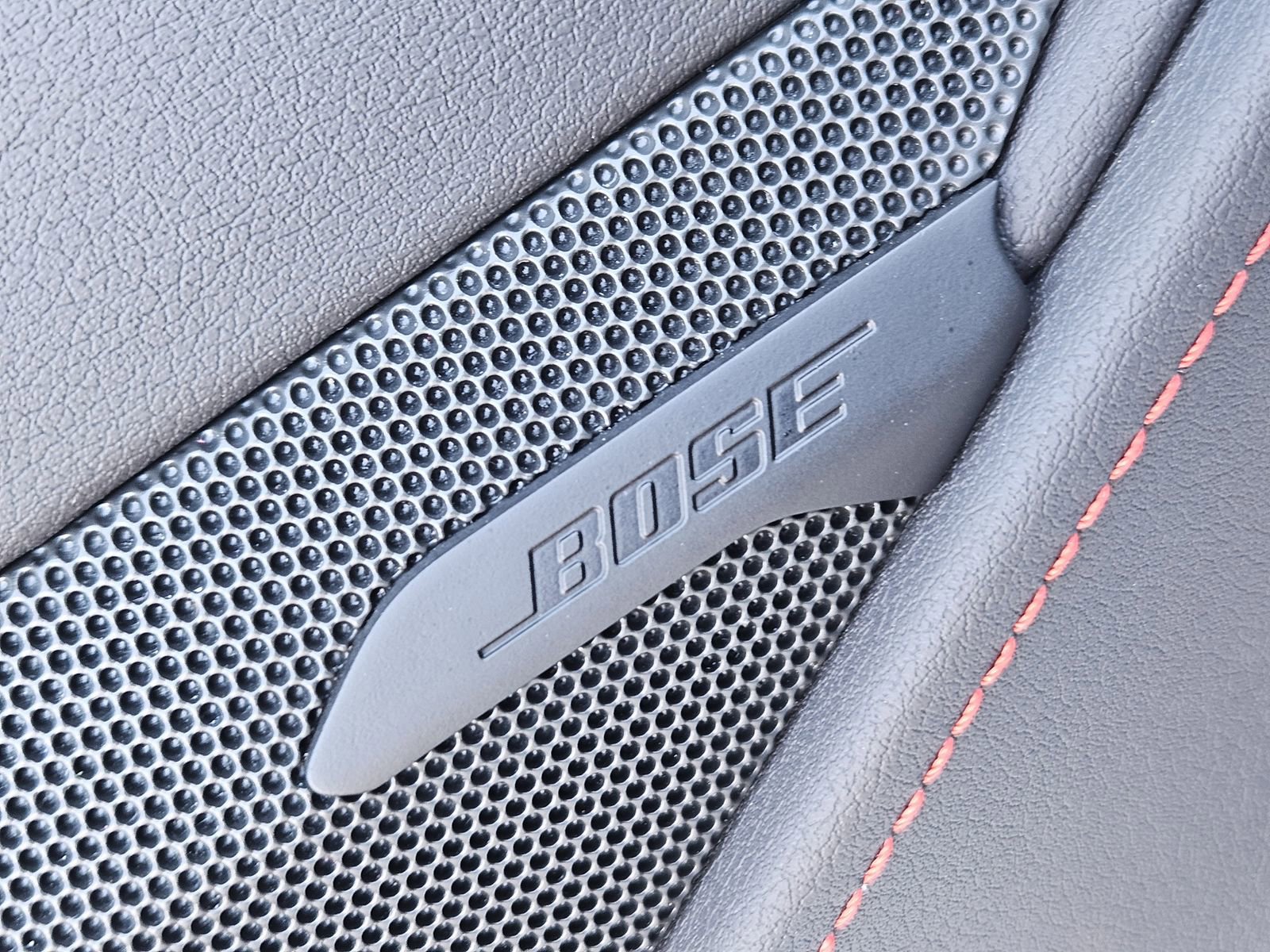 Certified 2024 Chevrolet Corvette Stingray Coupe w/ Chrome Exterior Badge Package image 30