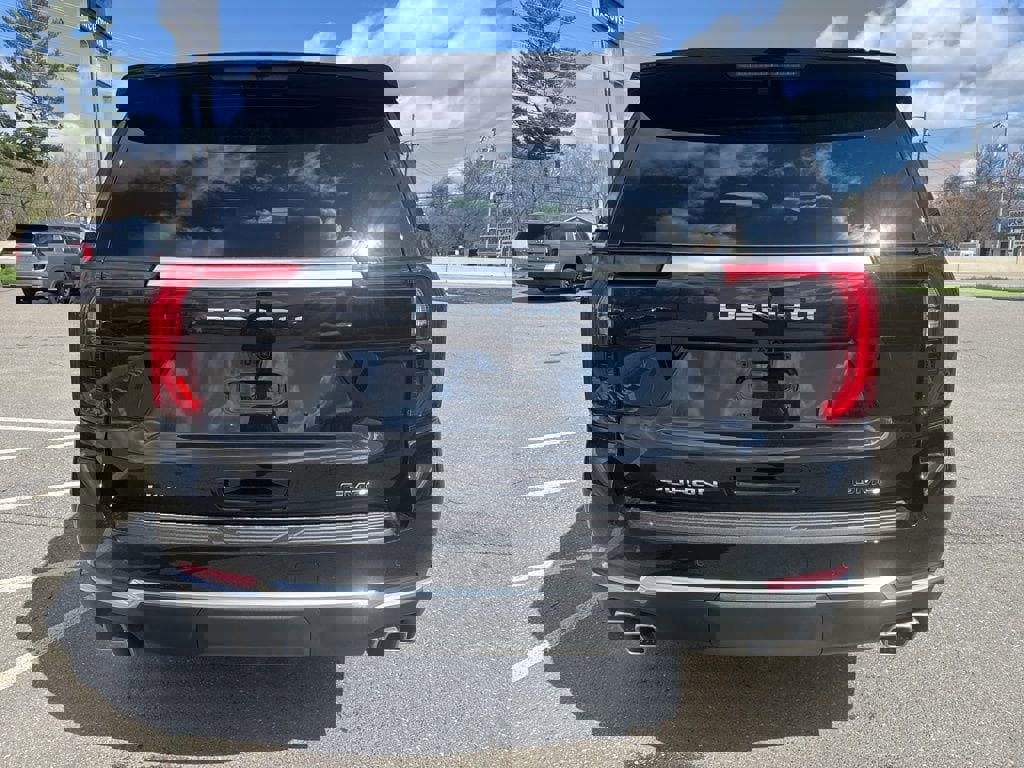 New 2026 GMC Yukon Denali w/ Denali Reserve Package AWD/4WD image 6