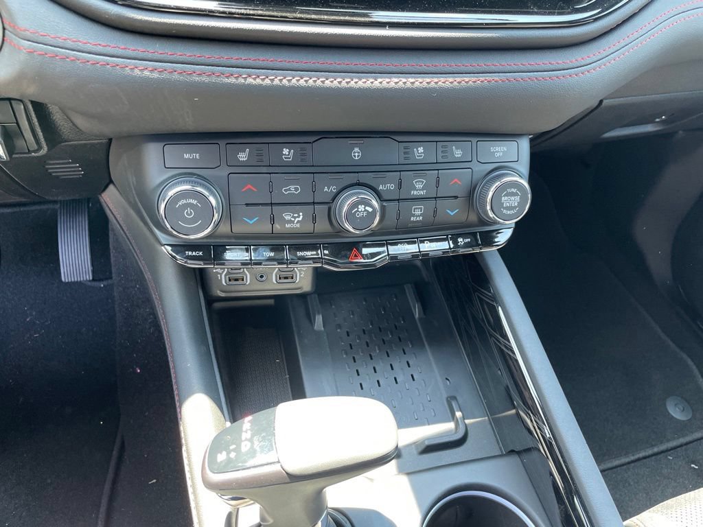 New 2026 Dodge Durango GT w/ Tow 'N Go Package AWD/4WD image 19