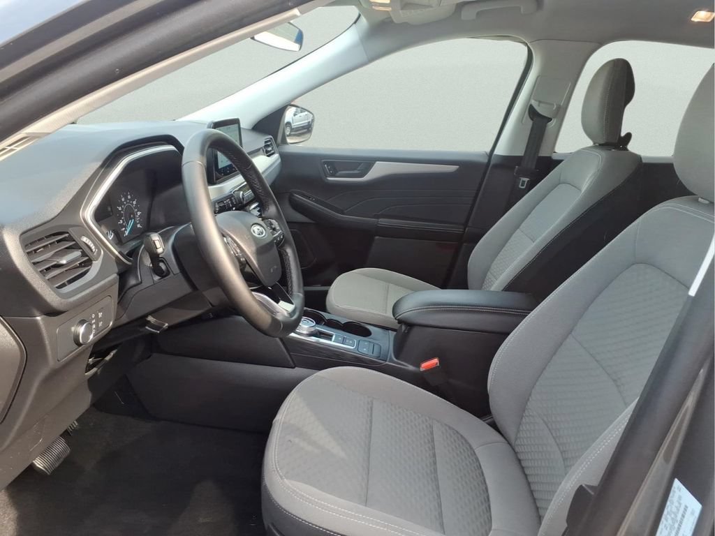 Used 2022 Ford Escape SE w/ Cold Weather Package AWD/4WD image 18